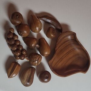 Monkey Pod Wood Fruit and Bowl Set